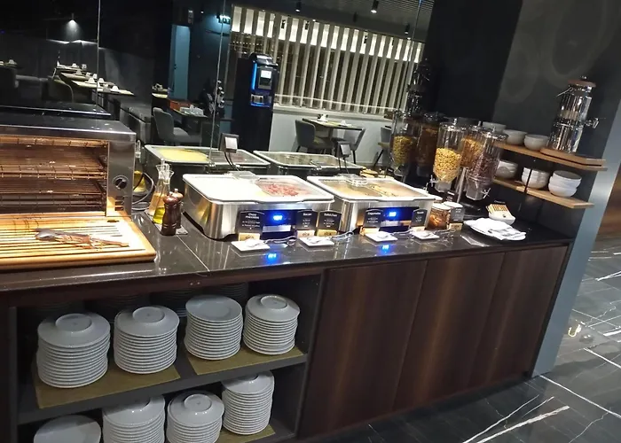 Bom Sucesso Hotel By Gaiarooms OOporto